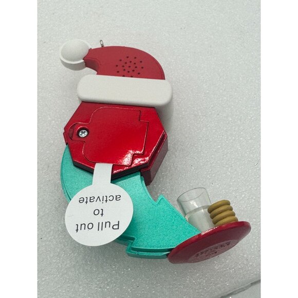 Hallmark Keepsake Magic Ornament with Light and Sound Santa Stop Here - Picture 6 of 9